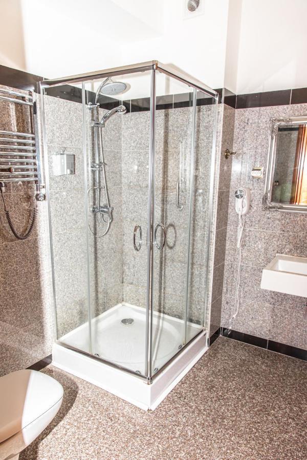 Lodzki Palacyk - Pokoje Palacowe Aparthotel *