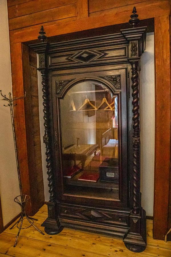 Lodzki Palacyk - Pokoje Palacowe Aparthotel Łódź