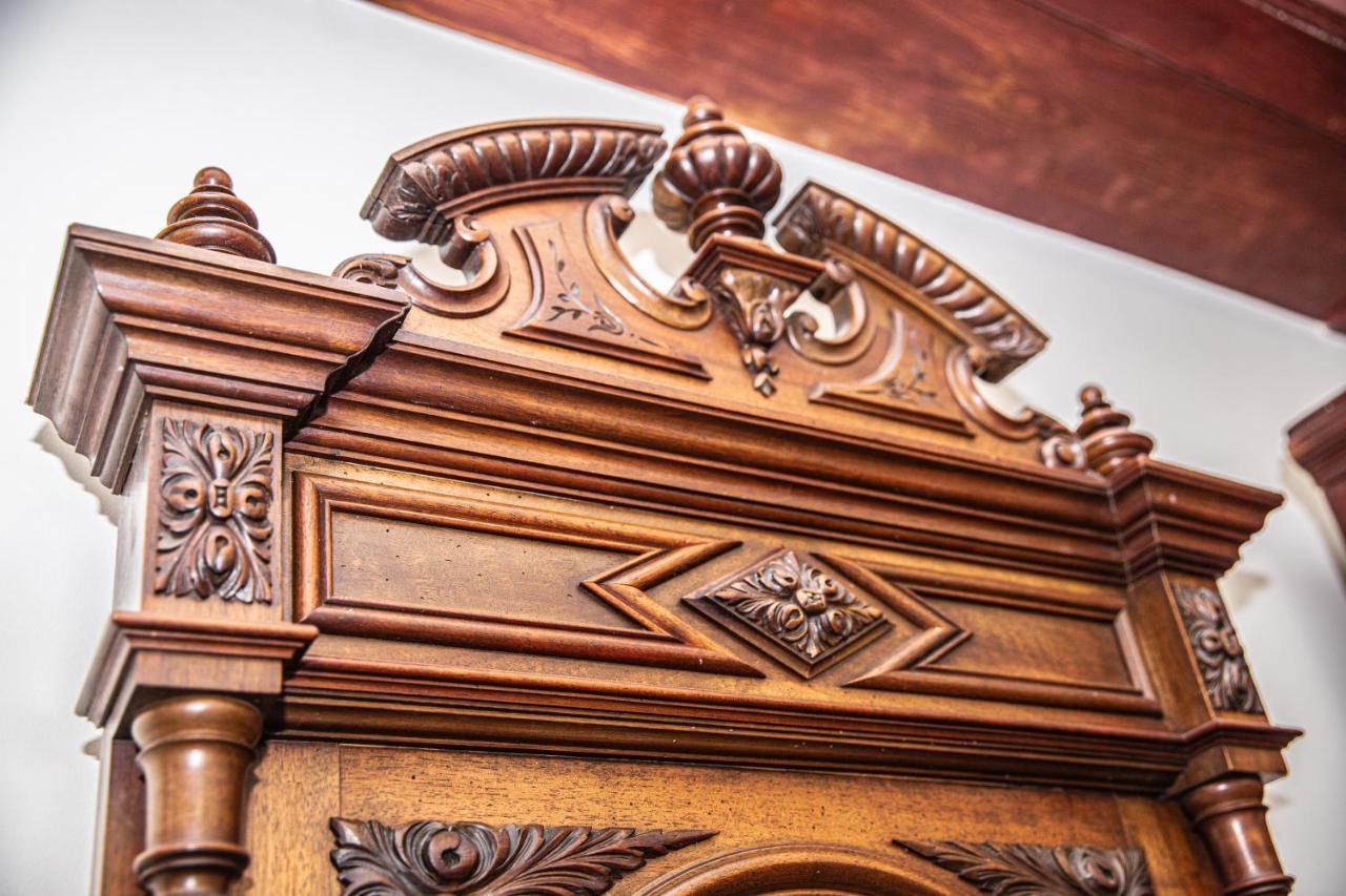 Lodzki Palacyk - Pokoje Palacowe Aparthotel Łódź
